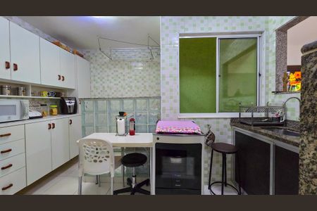 Apartamento à venda com 80m², 2 quartos e 1 vagaCozinha