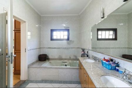 Casa à venda com 4 quartos, 400m² em City América, São Paulo