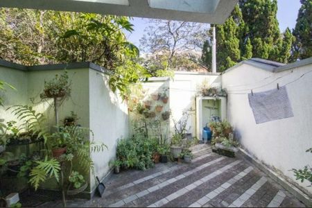 Casa à venda com 4 quartos, 400m² em City América, São Paulo