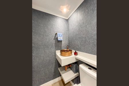 Apartamento à venda com 144m², 3 quartos e 3 vagas Apartamento à venda com 144m², 3 quartos e 3 vagasLavabo