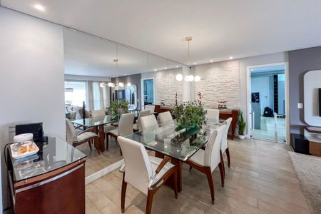 Apartamento à venda com 144m², 3 quartos e 3 vagas Apartamento à venda com 144m², 3 quartos e 3 vagasSala