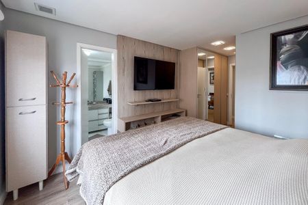 Apartamento à venda com 144m², 3 quartos e 3 vagas Apartamento à venda com 144m², 3 quartos e 3 vagasSuite 1