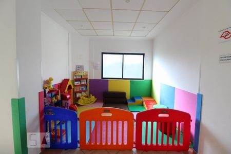 Apartamento à venda com 81m², 2 quartos e 2 vagas Apartamento à venda com 81m², 2 quartos e 2 vagasBrinquedoteca