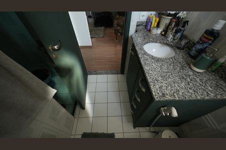 Apartamento à venda com 81m², 2 quartos e 2 vagasBanheiro Social
