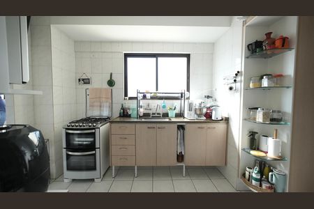 Apartamento à venda com 81m², 2 quartos e 2 vagasCozinha