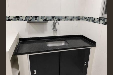 Apartamento para alugar com 72m², 2 quartos e 1 vaga