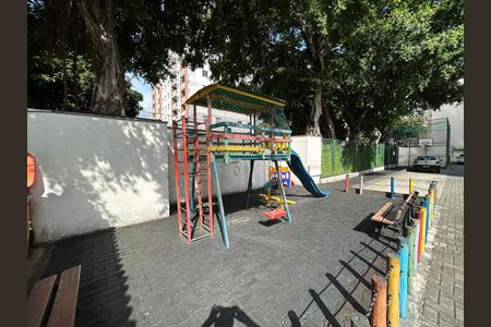 Apartamento para alugar com 51m², 2 quartos e 1 vagaÁrea comum - Playground
