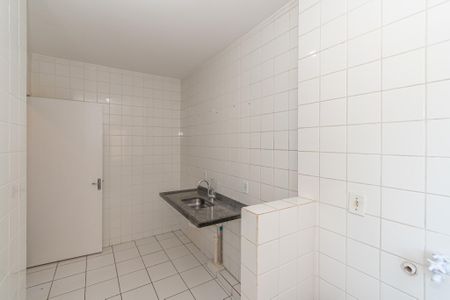 Apartamento para alugar com 49m², 2 quartos e 1 vaga Apartamento para alugar com 49m², 2 quartos e 1 vagaCozinha e Área de Serviço