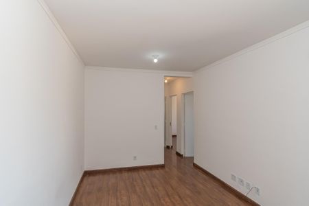 Apartamento para alugar com 49m², 2 quartos e 1 vaga Apartamento para alugar com 49m², 2 quartos e 1 vagaSala de Estar/Jantar