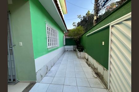Área externa de casa para alugar com 3 quartos, 160m² em Madureira, Rio de Janeiro