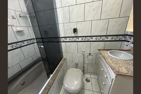Casa para alugar com 160m², 3 quartos e 3 vagasBanheiro da Suíte