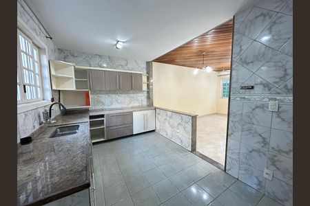 Casa para alugar com 160m², 3 quartos e 3 vagasCozinha