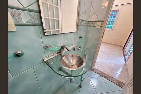 Casa para alugar com 160m², 3 quartos e 3 vagasLavabo