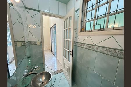 Casa para alugar com 160m², 3 quartos e 3 vagasLavabo