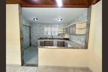 Casa para alugar com 160m², 3 quartos e 3 vagasCozinha