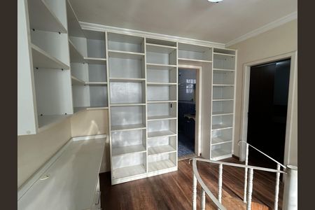Casa para alugar com 160m², 3 quartos e 3 vagasHall dos quartos