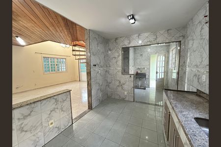Casa para alugar com 160m², 3 quartos e 3 vagasCozinha