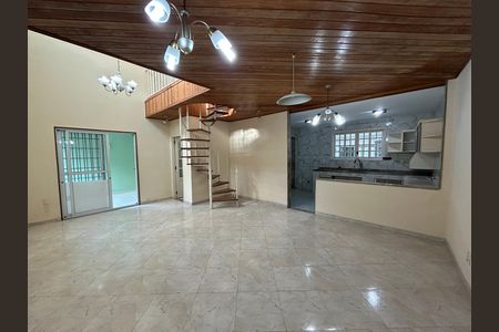 Sala de casa para alugar com 3 quartos, 160m² em Madureira, Rio de Janeiro