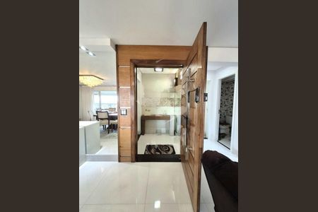 Apartamento à venda com 3 quartos, 223m² em Jardim Marajoara, São Paulo
