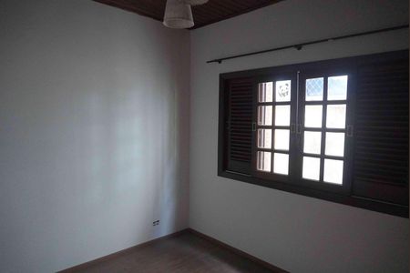 Casa de condomínio para alugar com 290m², 3 quartos e 3 vagasQuarto 2