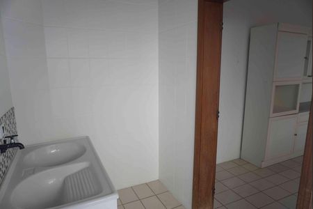 Casa de condomínio para alugar com 290m², 3 quartos e 3 vagasÁrea de ServiçoÁrea de Serviço