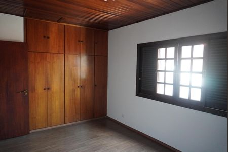 Casa de condomínio para alugar com 290m², 3 quartos e 3 vagasSuite 2