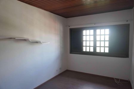 Casa de condomínio para alugar com 290m², 3 quartos e 3 vagasQuarto 3
