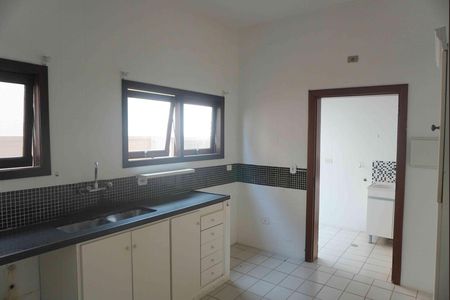 Casa de condomínio para alugar com 290m², 3 quartos e 3 vagasCozinha