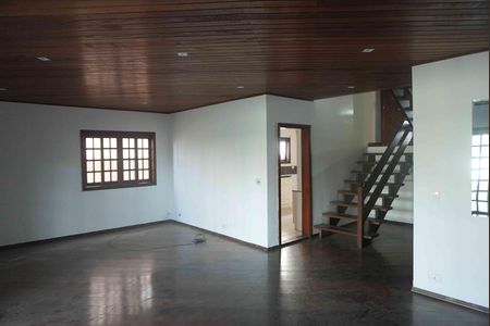 Casa de condomínio para alugar com 290m², 3 quartos e 3 vagasSala de Estar