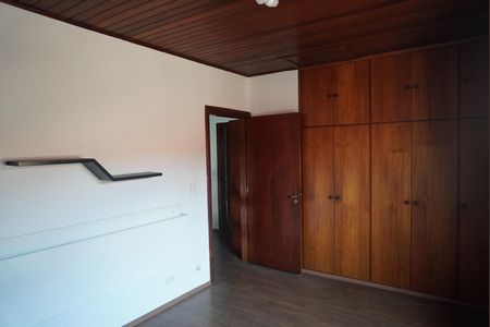 Casa de condomínio para alugar com 290m², 3 quartos e 3 vagasSuite 2