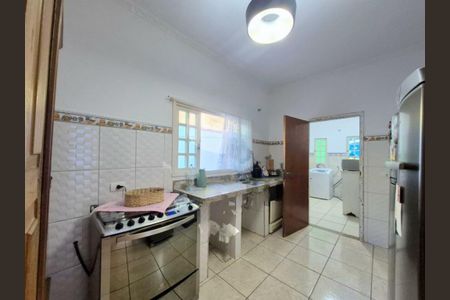 Casa à venda com 238m², 3 quartos e 3 vagas