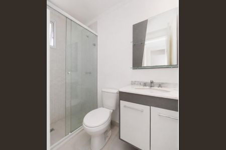 Banheiro de apartamento para alugar com 2 quartos, 55m² em Passo d’Areia, Porto Alegre