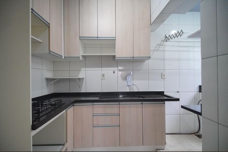 Cozinha de apartamento à venda com 2 quartos, 46m² em Rio dos Sinos, São Leopoldo