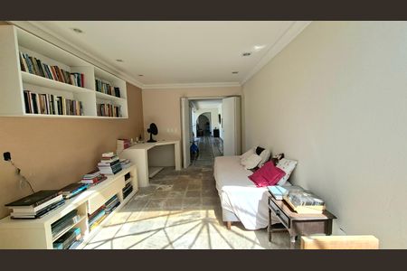 Casa para alugar com 450m², 4 quartos e 4 vagas Casa para alugar com 450m², 4 quartos e 4 vagasSala 3