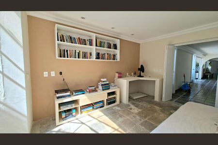 Casa para alugar com 450m², 4 quartos e 4 vagas Casa para alugar com 450m², 4 quartos e 4 vagasSala 3