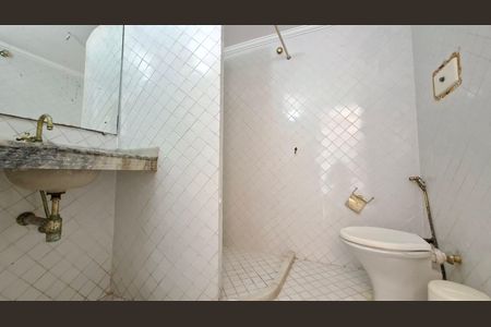 Casa para alugar com 450m², 4 quartos e 4 vagas Casa para alugar com 450m², 4 quartos e 4 vagasSuíte 1
