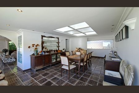 Sala 2 de casa para alugar com 4 quartos, 450m² em Horto Florestal, Salvador