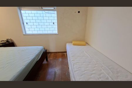 Casa para alugar com 450m², 4 quartos e 4 vagas Casa para alugar com 450m², 4 quartos e 4 vagasQuarto 1