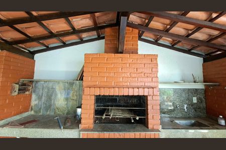 Casa para alugar com 450m², 4 quartos e 4 vagas Casa para alugar com 450m², 4 quartos e 4 vagasAté externa - churrasqueira