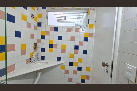 Casa para alugar com 450m², 4 quartos e 4 vagas Casa para alugar com 450m², 4 quartos e 4 vagasSuíte 2