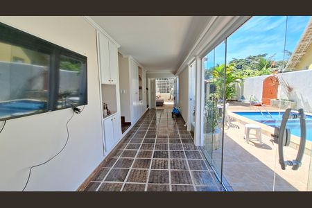 Casa para alugar com 450m², 4 quartos e 4 vagas Casa para alugar com 450m², 4 quartos e 4 vagasSala