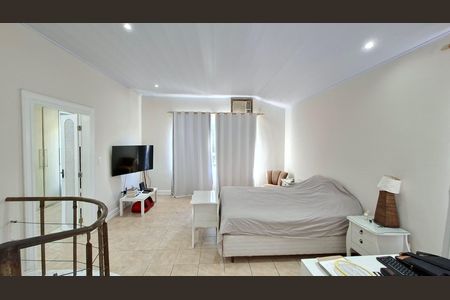 Casa para alugar com 450m², 4 quartos e 4 vagas Casa para alugar com 450m², 4 quartos e 4 vagasQuarto 3