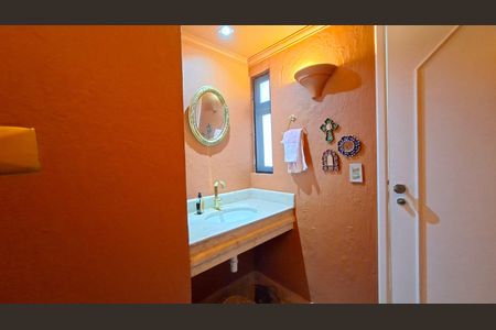 Casa para alugar com 450m², 4 quartos e 4 vagas Casa para alugar com 450m², 4 quartos e 4 vagasLavabo