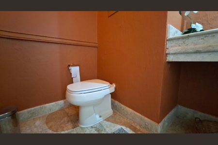 Lavabo  de casa para alugar com 4 quartos, 450m² em Horto Florestal, Salvador