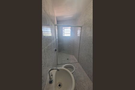 Banheiro de apartamento para alugar com 2 quartos, 60m² em Vila Santa Clara, São Paulo