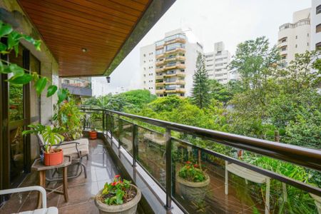Apartamento à venda com 275m², 4 quartos e 4 vagas