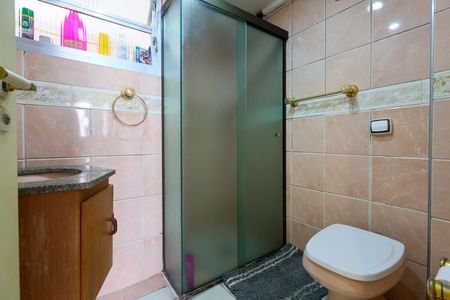 Apartamento à venda com 70m², 2 quartos e 1 vaga Apartamento à venda com 70m², 2 quartos e 1 vagaBanheiro