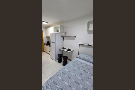 Apartamento para alugar com 18m², 1 quarto e 1 vaga Apartamento para alugar com 18m², 1 quarto e 1 vagaStudio