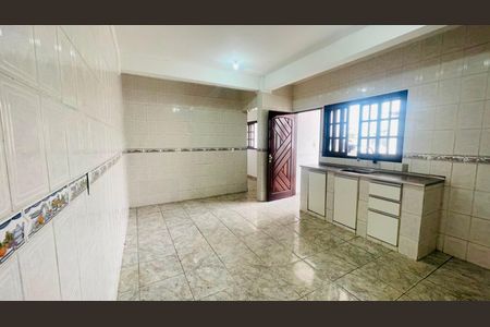 Casa para alugar com 315m², 4 quartos e 1 vaga Casa para alugar com 315m², 4 quartos e 1 vagaCozinha