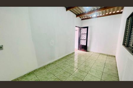 Casa para alugar com 315m², 4 quartos e 1 vaga Casa para alugar com 315m², 4 quartos e 1 vagaQuarto 4